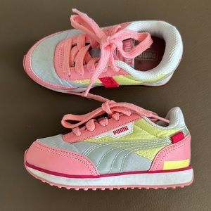 Puma Girls Sneakers
